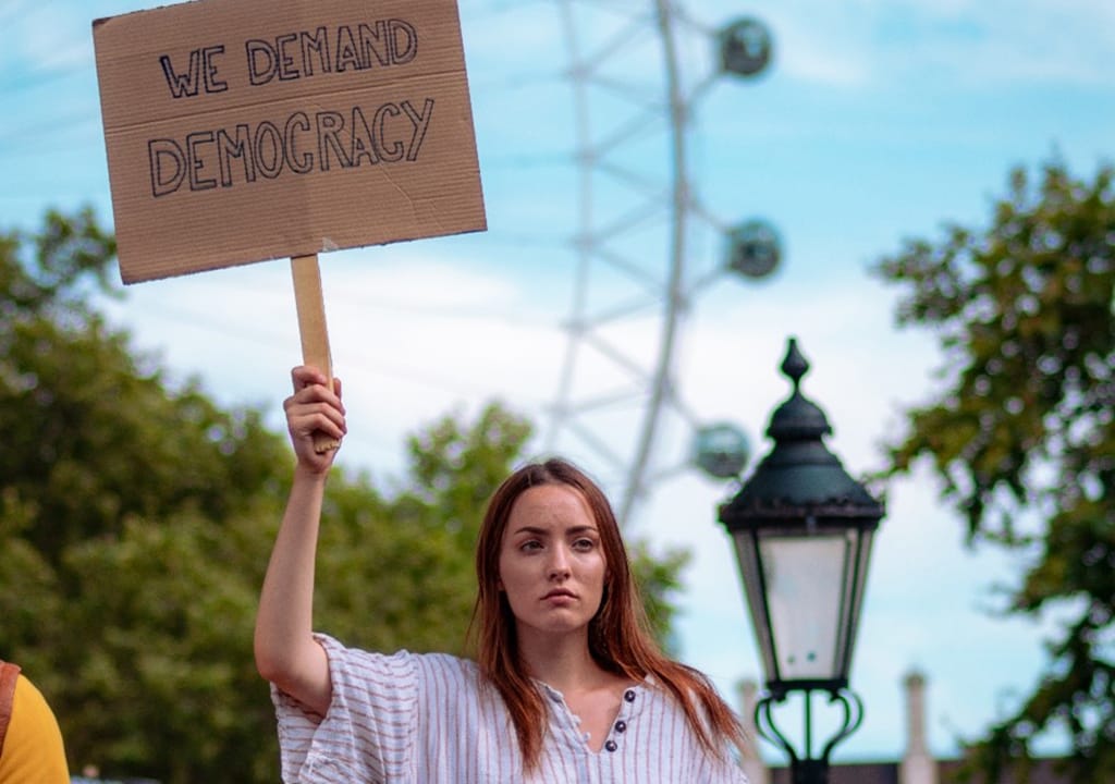 Démocratie à tous les étages