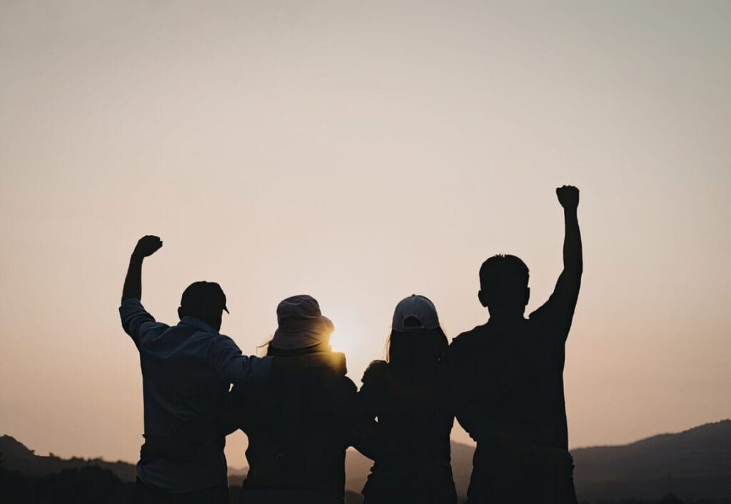 groupe gens solidarité